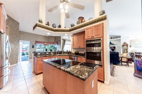 Villa ou maison à louer à Punta Gorda, Floride: 3 chambres, 252.14 m2 № 1554322 - photo 20