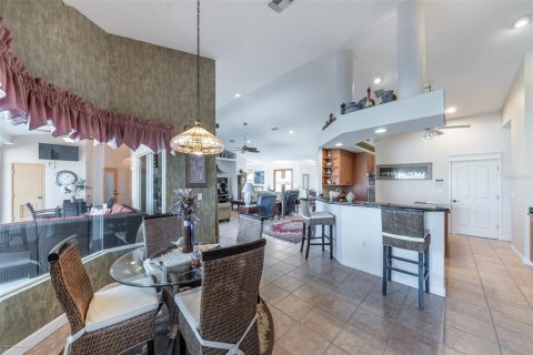 Villa ou maison à louer à Punta Gorda, Floride: 3 chambres, 252.14 m2 № 1554322 - photo 18