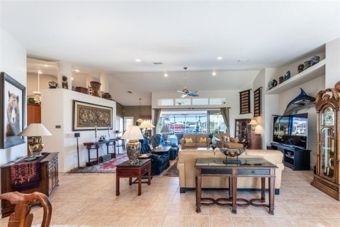 Villa ou maison à louer à Punta Gorda, Floride: 3 chambres, 252.14 m2 № 1554322 - photo 5