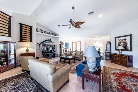 Villa ou maison à louer à Punta Gorda, Floride: 3 chambres, 252.14 m2 № 1554322 - photo 14