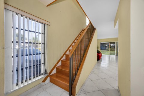 Купить кондоминиум в Дорал, Флорида 2 спальни, 129.32м2, № 1750410 - фото 17