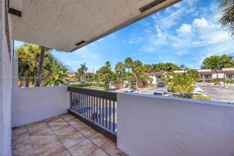 Купить кондоминиум в Дорал, Флорида 2 спальни, 129.32м2, № 1750410 - фото 25