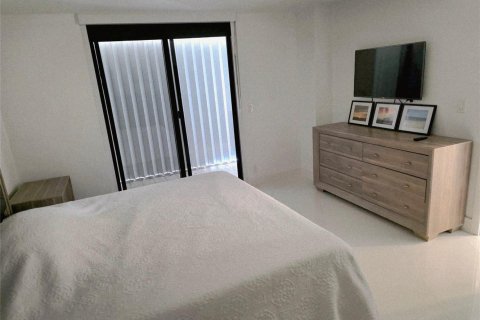 Copropriété à louer à Pompano Beach, Floride: 2 chambres, 145.86 m2 № 2242734 - photo 19