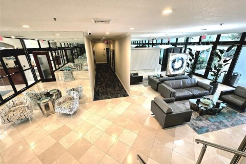 Copropriété à louer à Pompano Beach, Floride: 2 chambres, 145.86 m2 № 2242734 - photo 7
