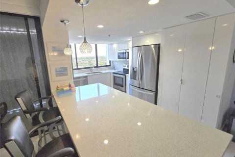 Copropriété à louer à Pompano Beach, Floride: 2 chambres, 145.86 m2 № 2242734 - photo 16