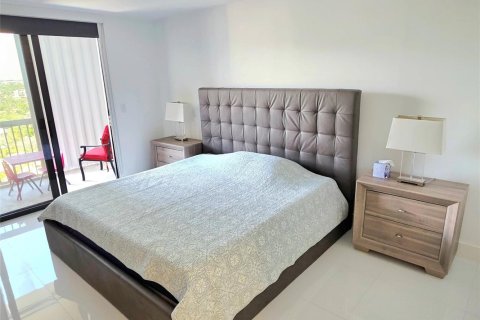 Copropriété à louer à Pompano Beach, Floride: 2 chambres, 145.86 m2 № 2242734 - photo 26