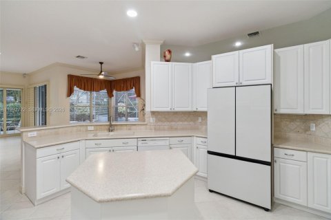 House in Jupiter, Florida 4 bedrooms, 283.35 sq.m. № 2055784 - photo 9