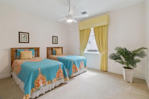 House in Jupiter, Florida 4 bedrooms, 283.35 sq.m. № 2055784 - photo 21