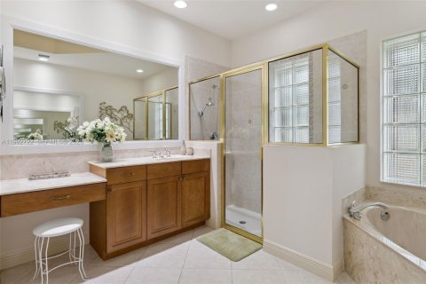 House in Jupiter, Florida 4 bedrooms, 283.35 sq.m. № 2055784 - photo 19
