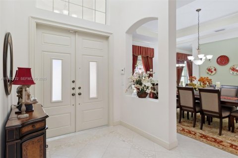 House in Jupiter, Florida 4 bedrooms, 283.35 sq.m. № 2055784 - photo 4