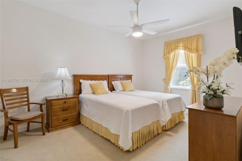 House in Jupiter, Florida 4 bedrooms, 283.35 sq.m. № 2055784 - photo 27