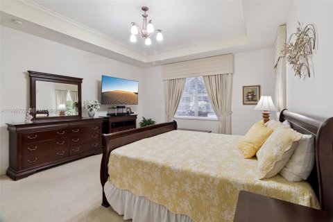 House in Jupiter, Florida 4 bedrooms, 283.35 sq.m. № 2055784 - photo 18