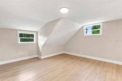 Villa ou maison à vendre à Ormond Beach, Floride: 4 chambres, 117.61 m2 № 2349463 - photo 5