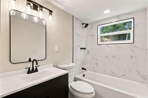 Villa ou maison à vendre à Ormond Beach, Floride: 4 chambres, 117.61 m2 № 2349463 - photo 17