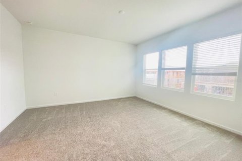 Casa en alquiler en Orlando, Florida, 3 dormitorios, 165.55 m2 № 1906137 - foto 17