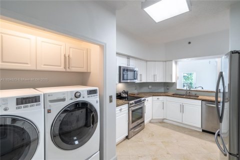 Copropriété à louer à Aventura, Floride: 1 chambre, 82.96 m2 № 1961440 - photo 7