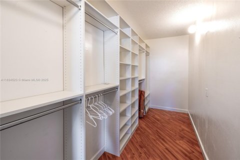 Copropriété à louer à Aventura, Floride: 1 chambre, 82.96 m2 № 1961440 - photo 27