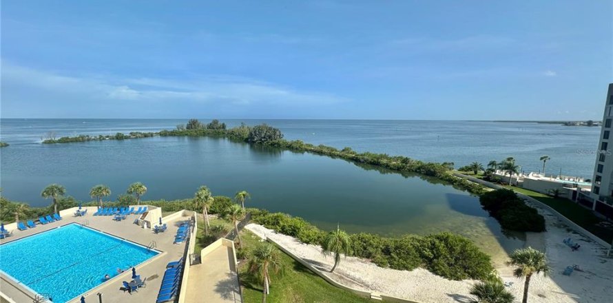 Condo à Hudson, Floride, 1 chambre  № 2105219