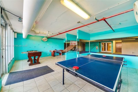 Condo in Sunny Isles Beach, Florida, 1 bedroom № 2268896 - photo 30