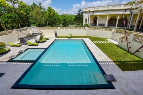 Villa ou maison à vendre à Pinecrest, Floride: 9 chambres, 1415.37 m2 № 2178939 - photo 30