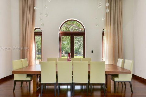 Villa ou maison à vendre à Pinecrest, Floride: 9 chambres, 1415.37 m2 № 2178939 - photo 13