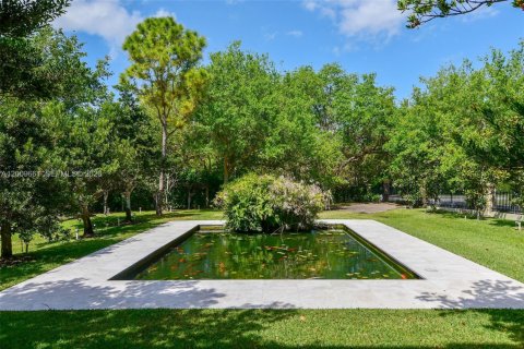 Villa ou maison à vendre à Pinecrest, Floride: 9 chambres, 1415.37 m2 № 2178939 - photo 18