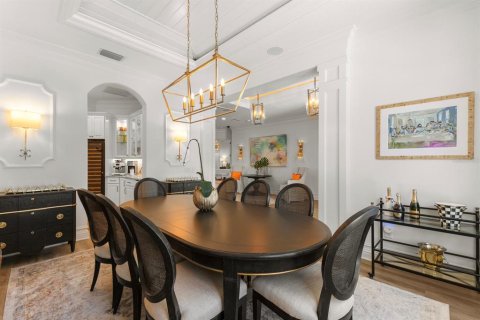 House in Bradenton, Florida 5 bedrooms, 506.04 sq.m. № 1680122 - photo 9
