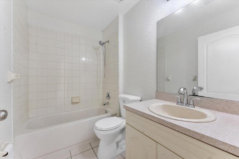 Villa ou maison à louer à Fort Lauderdale, Floride: 3 chambres, 123 m2 № 2433909 - photo 18