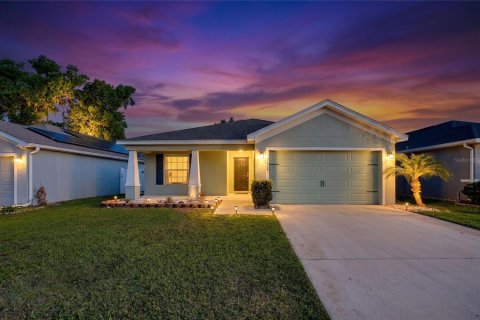 Casa en Lakeland, Florida 4 dormitorios, 159.33 m2 № 2096239