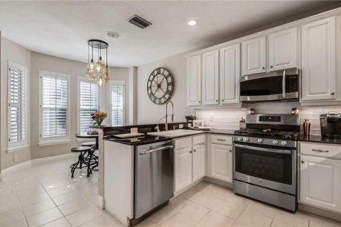 Adosado en alquiler en Tampa, Florida, 3 dormitorios, 179.3 m2 № 1905853 - foto 12