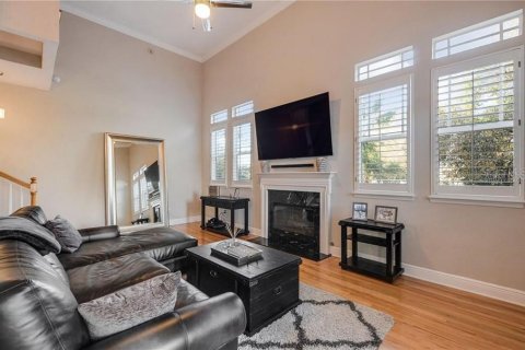 Touwnhouse à louer à Tampa, Floride: 3 chambres, 179.3 m2 № 1905853 - photo 7