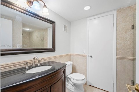 Townhouse in Pembroke Pines, Florida 3 bedrooms, 140.38 sq.m. № 2049539 - photo 25