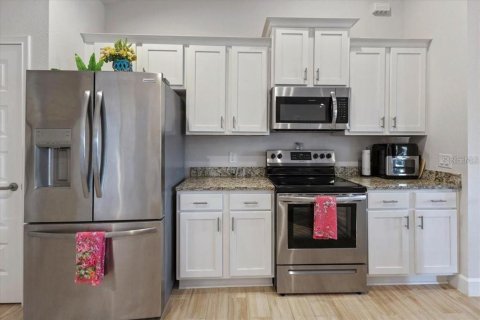 Villa ou maison à vendre à Port Charlotte, Floride: 4 chambres, 163.69 m2 № 2097282 - photo 26