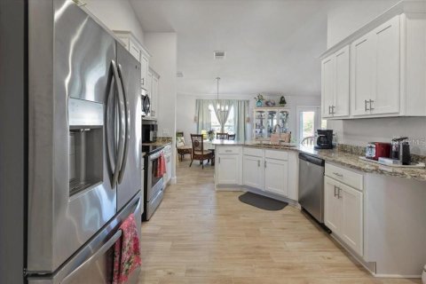 Villa ou maison à vendre à Port Charlotte, Floride: 4 chambres, 163.69 m2 № 2097282 - photo 28
