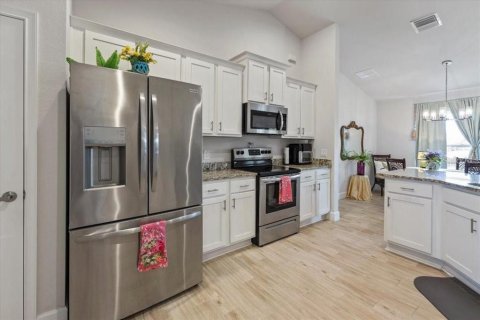 Villa ou maison à vendre à Port Charlotte, Floride: 4 chambres, 163.69 m2 № 2097282 - photo 27