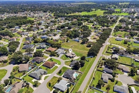 House in Lakeland, Florida 4 bedrooms, 266.16 sq.m. № 2394111 - photo 14