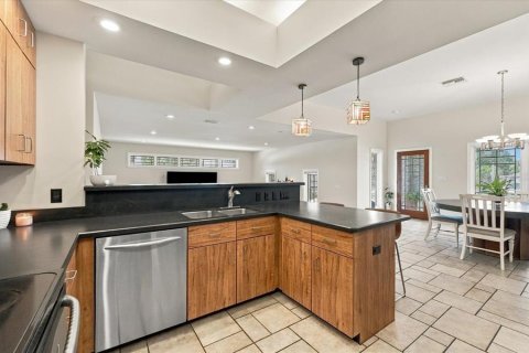 House in Lakeland, Florida 4 bedrooms, 266.16 sq.m. № 2394111 - photo 26