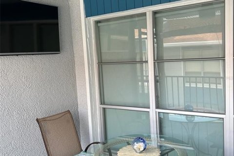 Купить кондоминиум в Мадейра - Бич, Флорида 5 комнат, 96.62м2, № 2212958 - фото 8