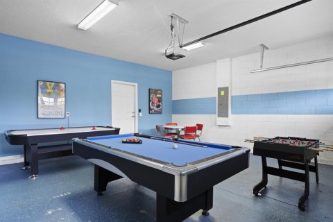 Casa en venta en Kissimmee, Florida, 7 dormitorios, 307.88 m2 № 1872903 - foto 10