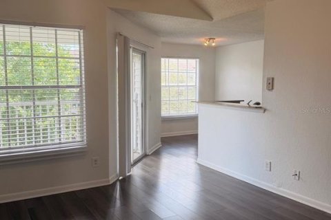 Condominio en venta en Orlando, Florida, 1 dormitorio, 70.05 m2 № 2157469 - foto 3