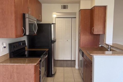 Condominio en venta en Orlando, Florida, 1 dormitorio, 70.05 m2 № 2157469 - foto 8