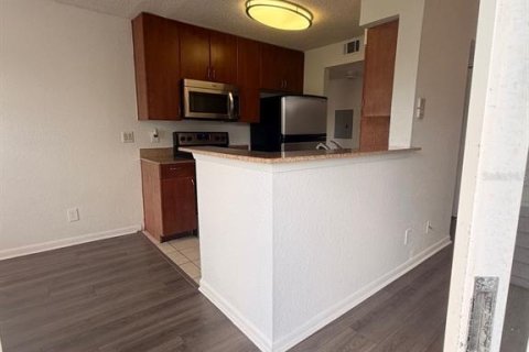 Condominio en venta en Orlando, Florida, 1 dormitorio, 70.05 m2 № 2157469 - foto 10