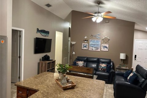 Villa ou maison à vendre à Haines City, Floride: 3 chambres, 104.98 m2 № 1584847 - photo 6