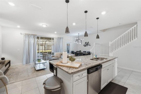 Adosado en venta en Davenport, Florida, 5 dormitorios, 212.1 m2 № 2213823 - foto 8