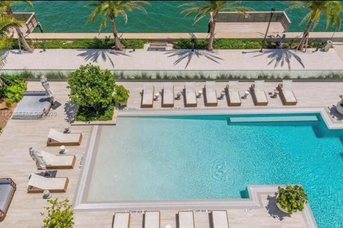 Condo à Miami, Floride, 2 chambres  № 2432282