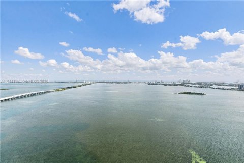 Copropriété à louer à Miami, Floride: 2 chambres, 84.73 m2 № 2432282 - photo 21