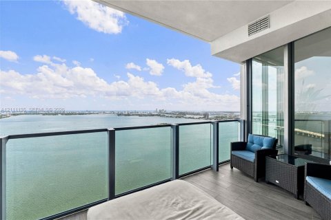 Copropriété à louer à Miami, Floride: 2 chambres, 84.73 m2 № 2432282 - photo 2