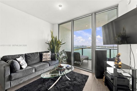 Copropriété à louer à Miami, Floride: 2 chambres, 84.73 m2 № 2432282 - photo 5