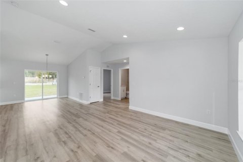 Casa en venta en Dunnellon, Florida, 3 dormitorios, 104.7 m2 № 1740688 - foto 5