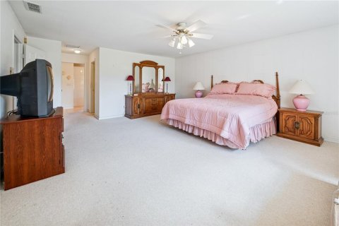 House in Williston, Florida 3 bedrooms, 229.93 sq.m. № 2092045 - photo 27